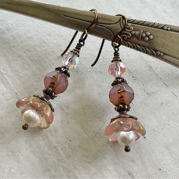 ARTISAN Earrings “Dusty Rose” - Dangles - Picture 4 of 11